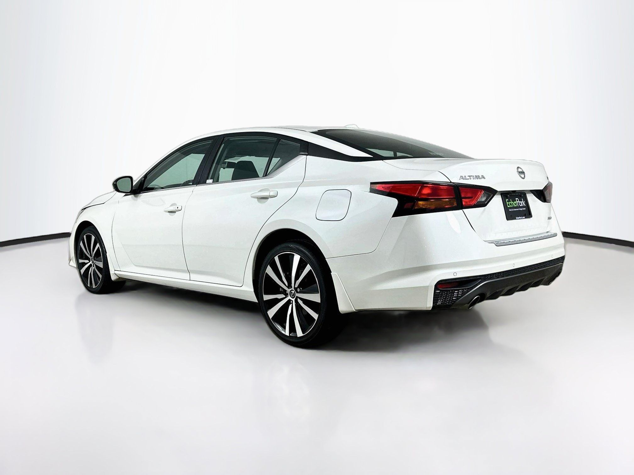 Used 2021 Nissan Altima 2.5 SR w/ SR Premium Package AWD/4WD image 5