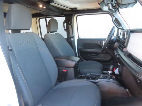 Used 2024 Jeep Wrangler Sahara w/ Technology Group image 27