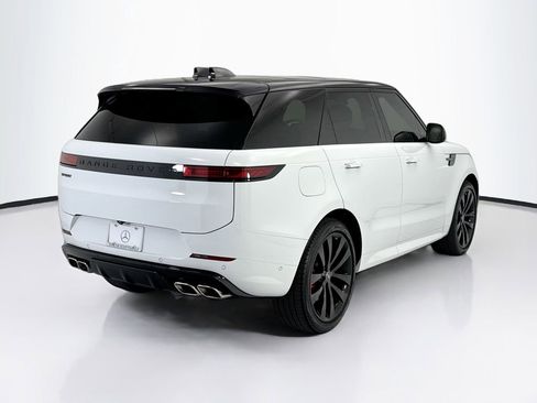 Used 2025 Land Rover Range Rover Sport Dynamic SE AWD/4WD image 5