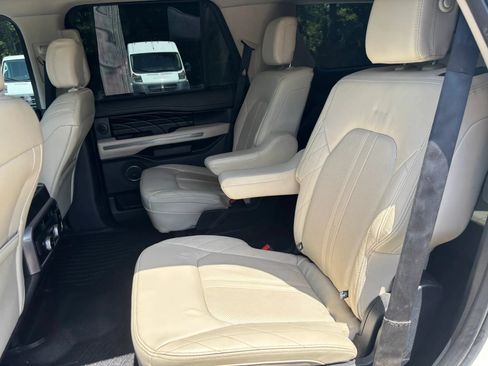 Used 2020 Ford Expedition Platinum AWD/4WD image 14