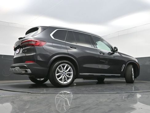Used 2023 BMW X5 xDrive40i w/ Premium Package AWD/4WD image 35
