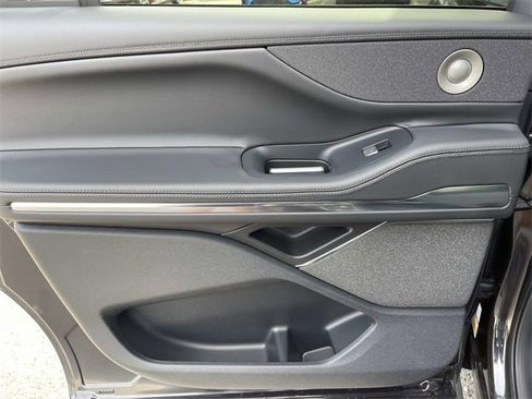 New 2025 Lincoln Navigator L Reserve w/ Jet Appearance Package image 20