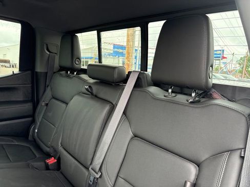 Used 2019 Chevrolet Silverado 1500 LT Trail Boss AWD/4WD image 20