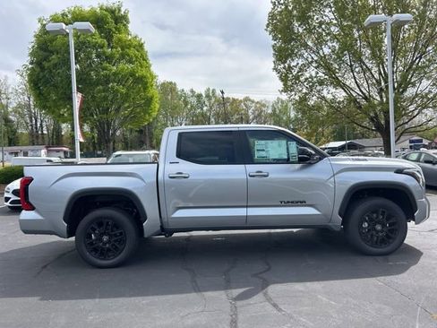 New 2026 Toyota Tundra Limited AWD/4WD image 4