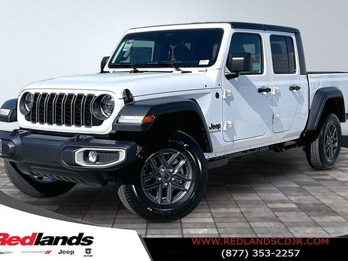 New 2026 Jeep Gladiator Sport image 1