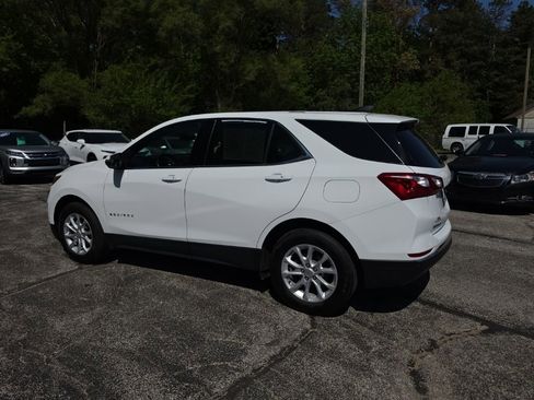 Used 2019 Chevrolet Equinox LT w/ Driver Convenience Package AWD/4WD image 4
