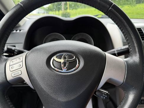 Used 2010 Toyota Corolla S FWD image 6