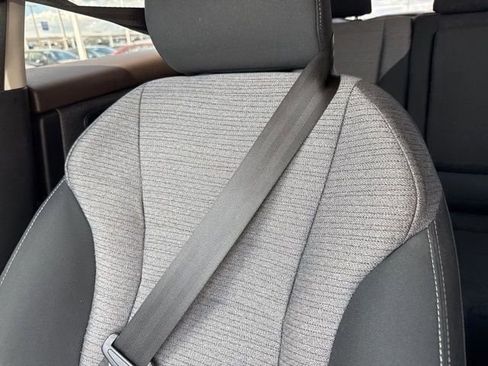Used 2023 Nissan Rogue SV FWD image 10