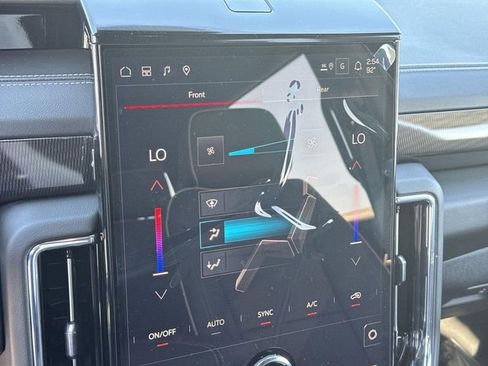 New 2026 GMC Yukon XL Elevation image 12