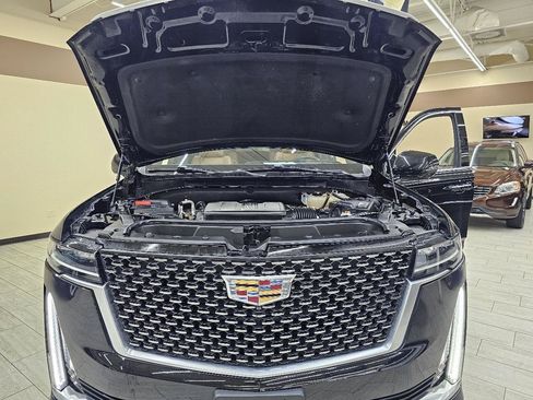 Used 2021 Cadillac Escalade Premium Luxury RWD image 46