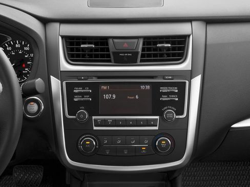 Used 2016 Nissan Altima 2.5 SR FWD image 12
