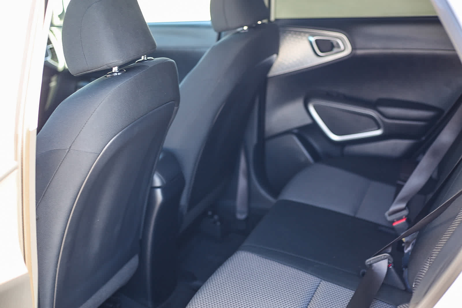 Used 2023 Kia Soul LX w/ LX Technology Package FWD image 18