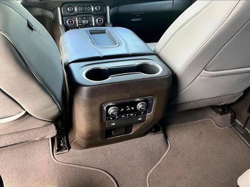 Used 2023 Chevrolet Tahoe LT w/ Luxury Package RWD image 25