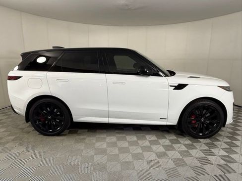 Used 2024 Land Rover Range Rover Sport Autobiography image 8