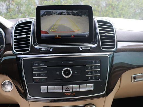 Used 2017 Mercedes-Benz GLS 450 450 4MATIC w/ Premium Package image 30