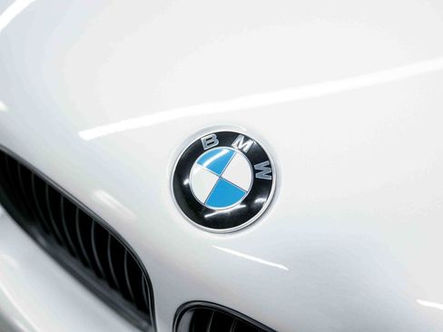 Used 2003 BMW M5 RWD image 14