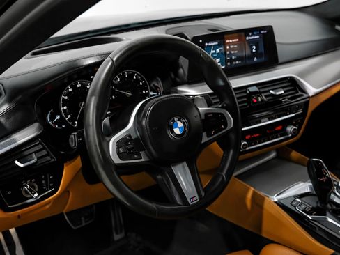 Used 2018 BMW 530i RWD image 23
