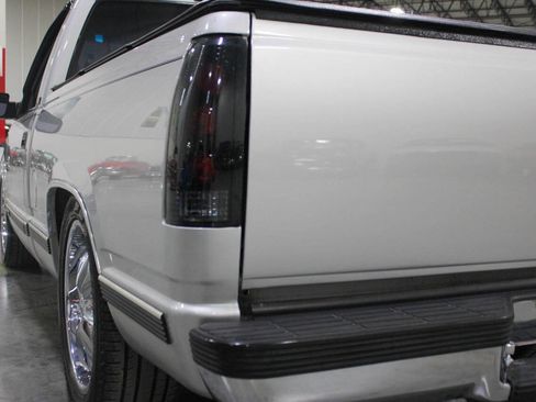 Used 1996 Chevrolet Silverado 1500 2WD Regular Cab image 35