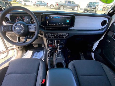 Certified 2024 Jeep Wrangler Unlimited Sport AWD/4WD image 15