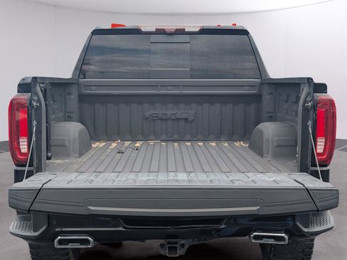 Used 2021 GMC Sierra 1500 AT4 w/ AT4 Value Package AWD/4WD image 9