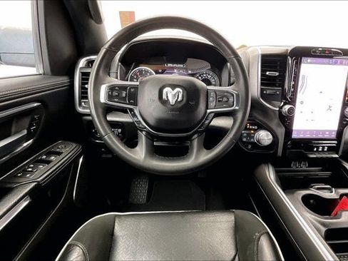 Used 2025 RAM 1500 Laramie AWD/4WD image 4