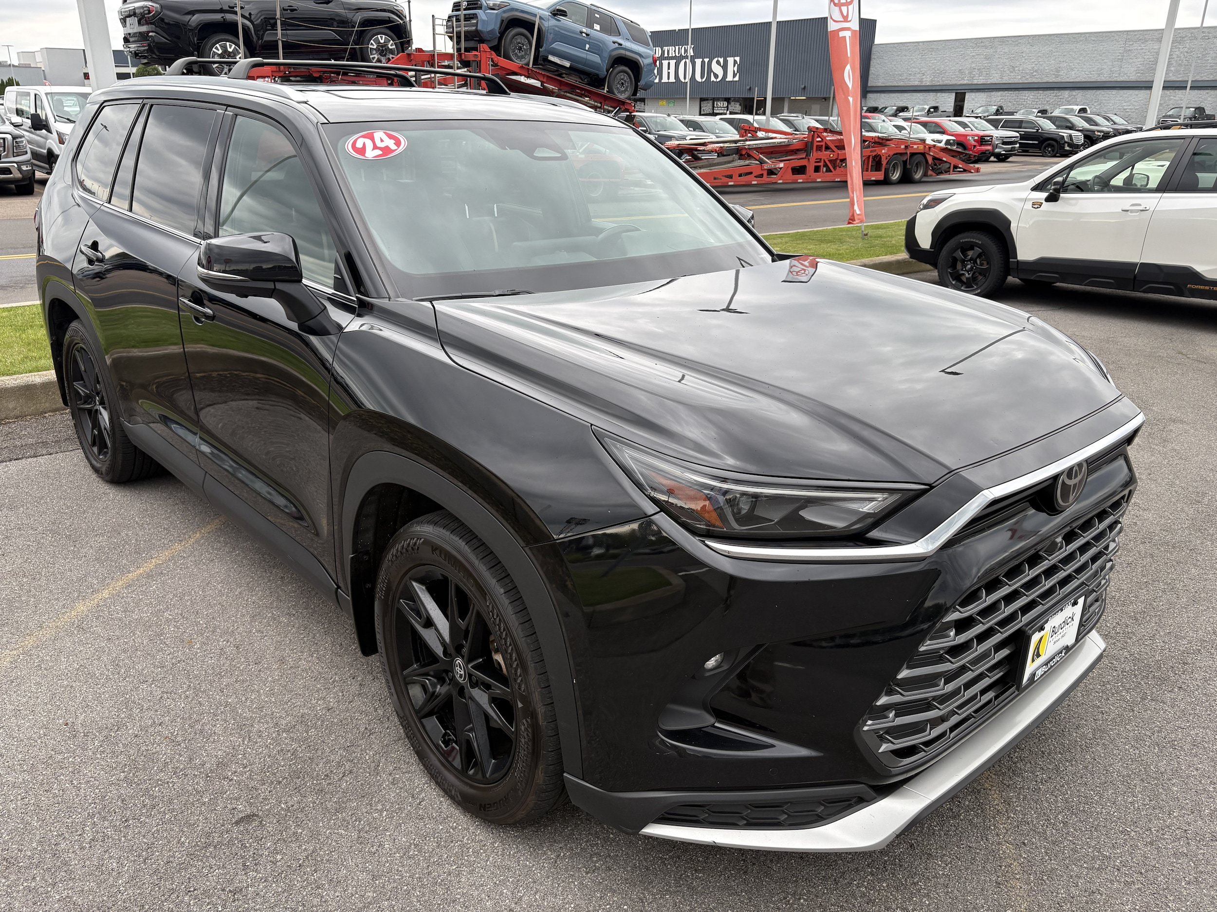 Used 2024 Toyota Grand Highlander AWD Hybrid image 2