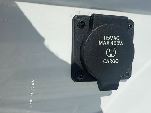 Used 2025 RAM 2500 Tradesman AWD/4WD image 9