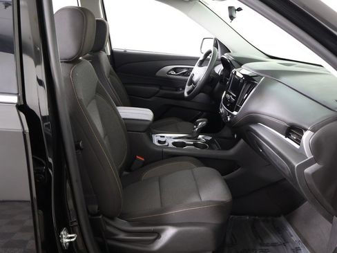 Used 2021 Chevrolet Traverse LS AWD/4WD image 27