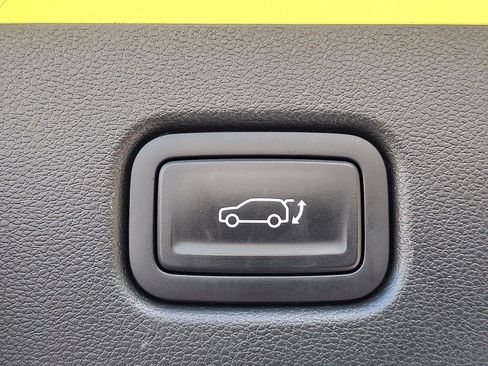 Used 2024 Hyundai Kona Limited image 30