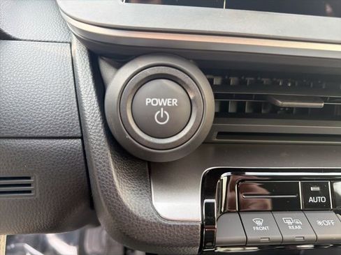 New 2026 Toyota Prius LE image 4