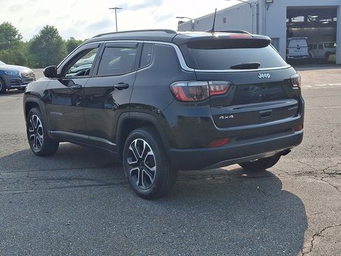 Used 2022 Jeep Compass Limited AWD/4WD image 4