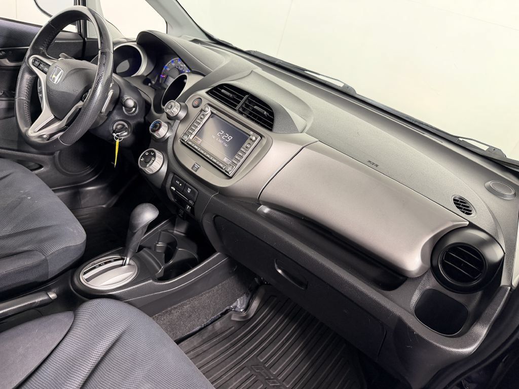 Used 2010 Honda Fit Sport image 23