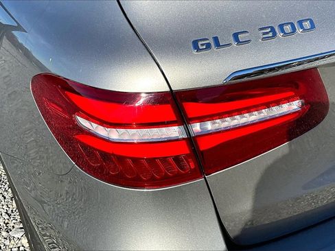 Used 2019 Mercedes-Benz GLC 300 GLC 300 w/ Multimedia Package image 28