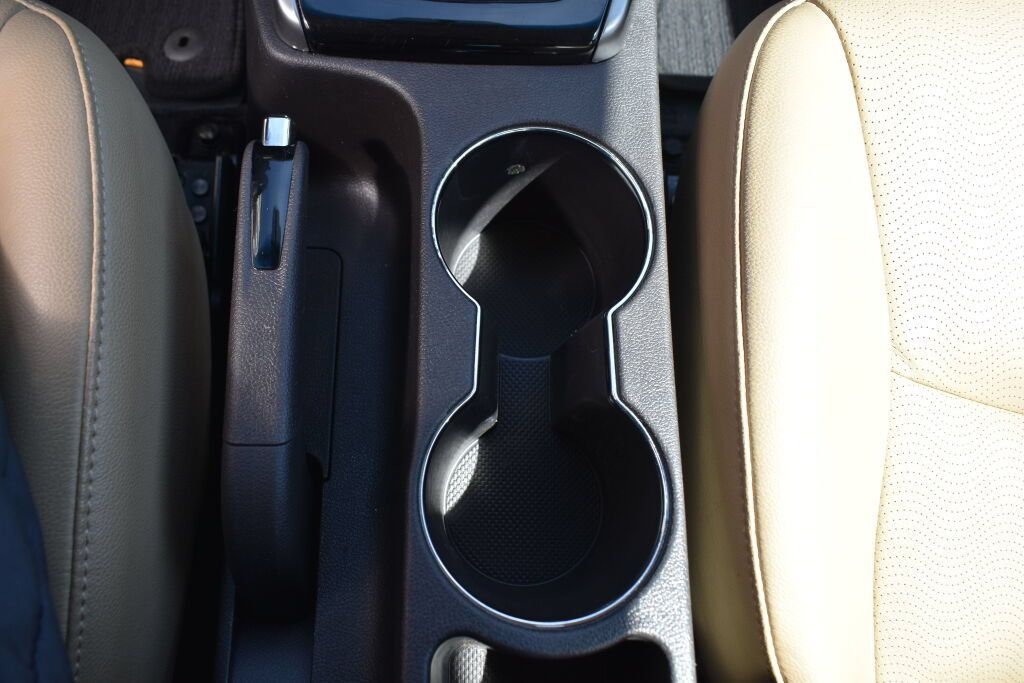 Used 2013 Hyundai Elantra Limited FWD image 14