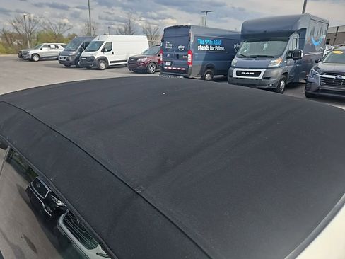 Used 2007 Chrysler PT Cruiser Convertible w/ Spring Special Group image 9