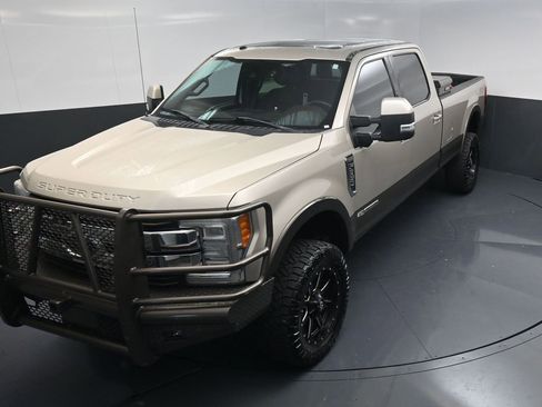 Used 2017 Ford F350 King Ranch w/ King Ranch Ultimate Package image 19