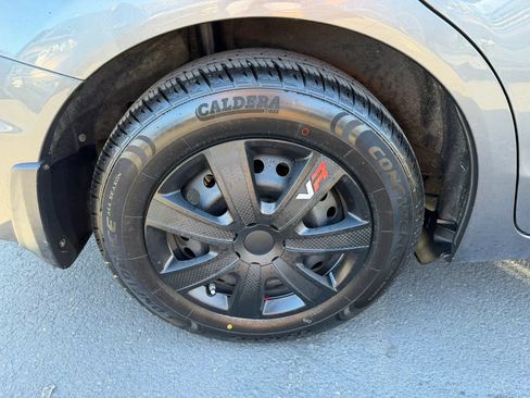 Used 2013 Honda Civic LX image 27