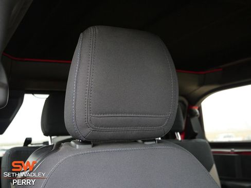 Certified 2022 Ford Bronco Wildtrak image 18