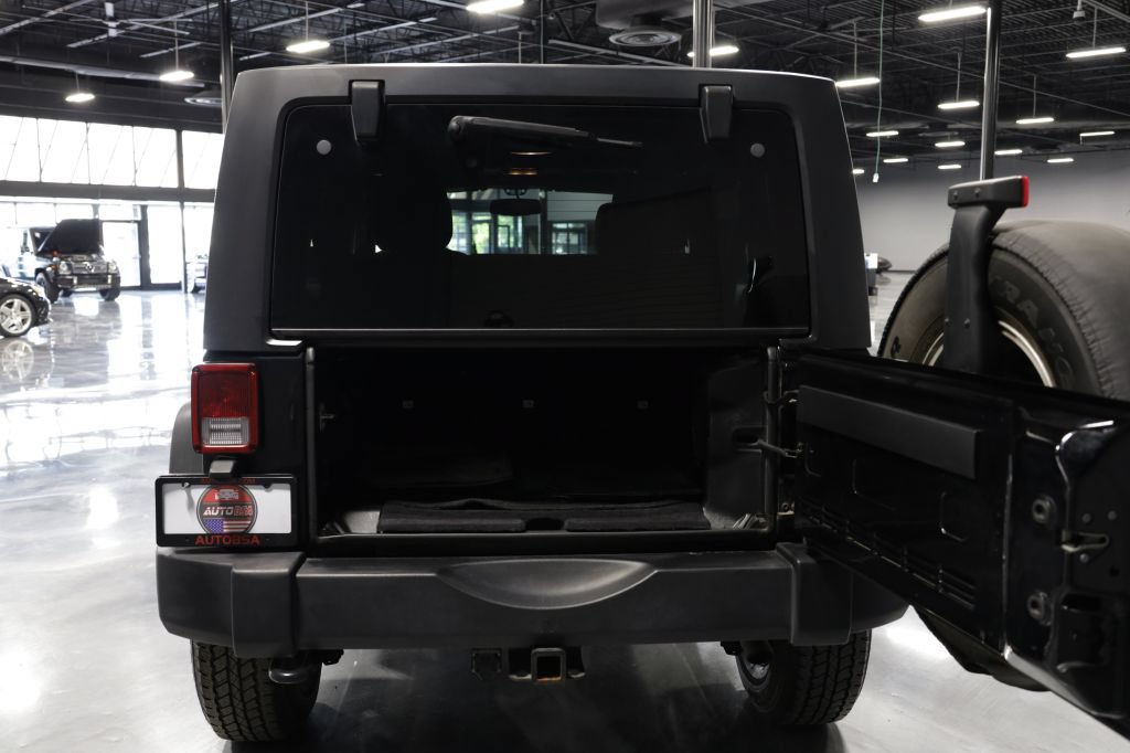 Used 2014 Jeep Wrangler Unlimited Sport w/ Quick Order Package 24S AWD/4WD image 24