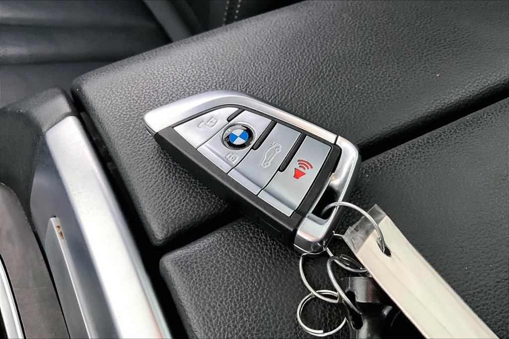 Used 2020 BMW X5 xDrive40i w/ Premium Package AWD/4WD image 13