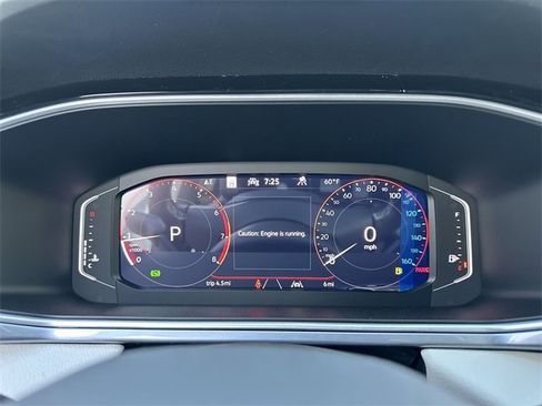 New 2025 Volkswagen Taos SEL image 15