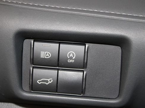 Used 2025 Toyota Highlander XSE AWD/4WD image 52