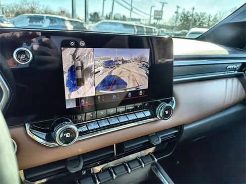 Certified 2023 GMC Canyon AT4 w/ AT4 Premium Package image 15