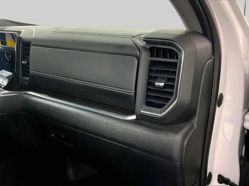Certified 2023 Chevrolet Silverado 1500 LT AWD/4WD image 18