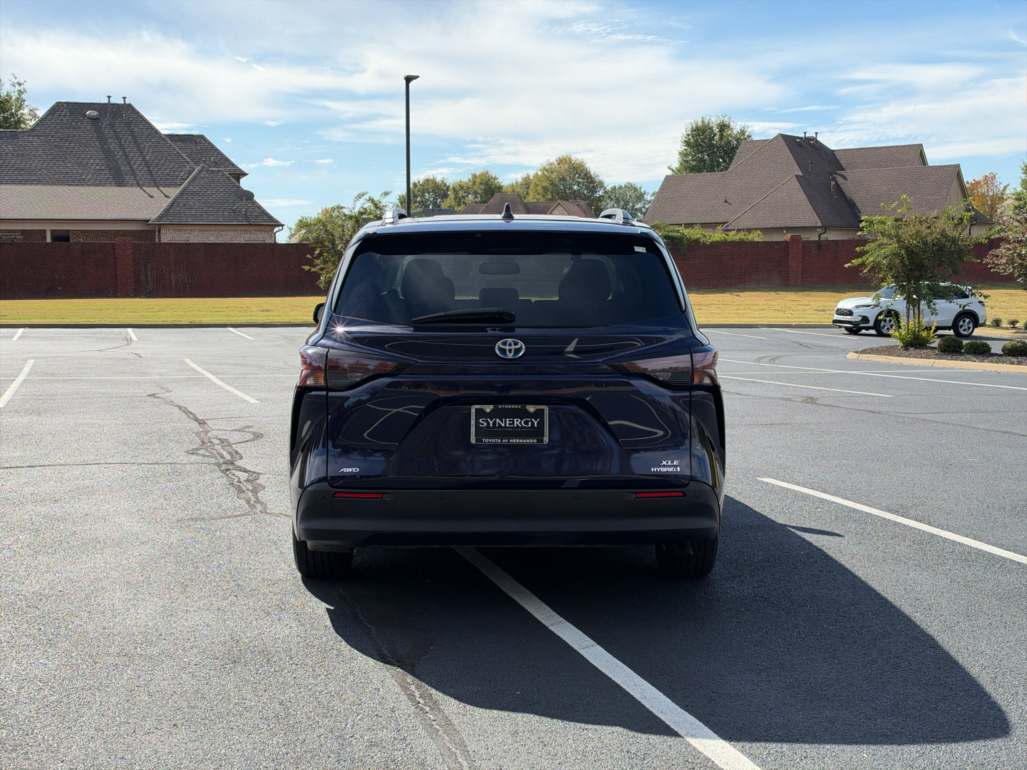Used 2024 Toyota Sienna XLE w/ XLE Plus Package AWD/4WD image 7