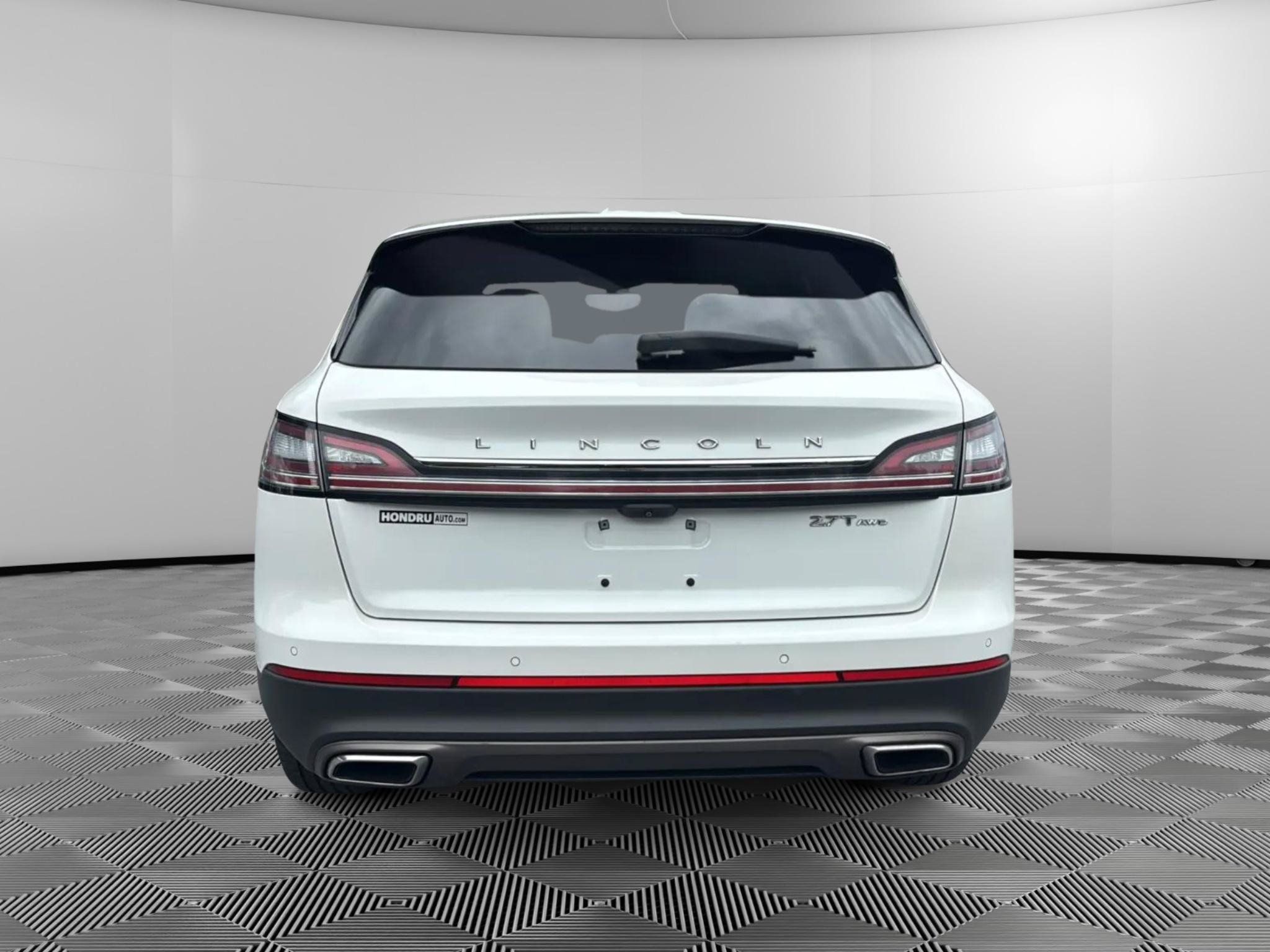 Used 2020 Lincoln Nautilus Reserve AWD/4WD image 8