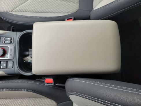 Used 2023 Subaru Forester Premium image 16