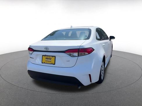 Used 2025 Toyota Corolla LE FWD image 14