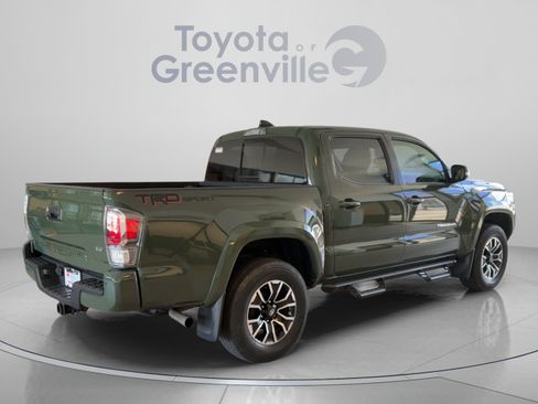 Used 2022 Toyota LTZ AWD/4WD image 6