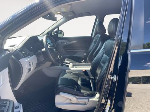 Used 2019 Honda Pilot LX image 9